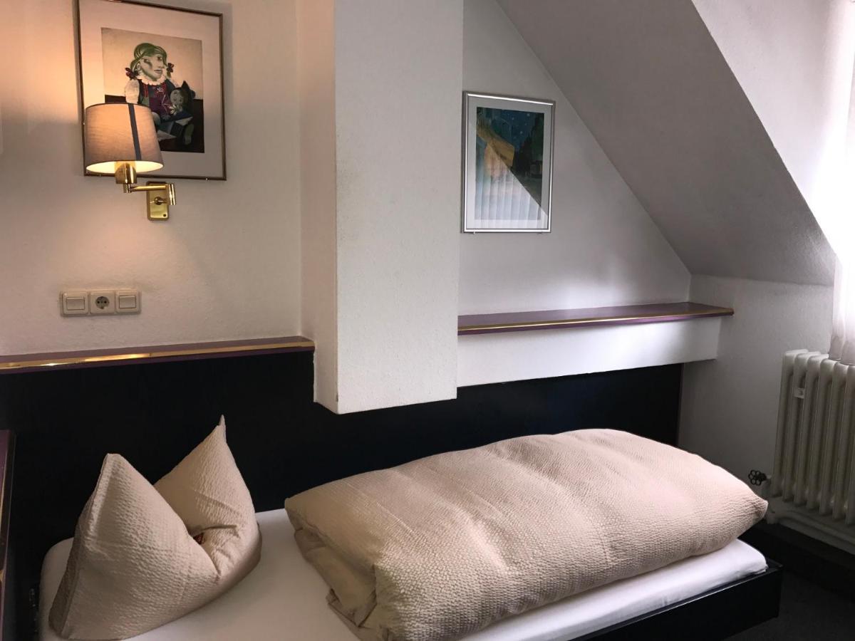 Hotel-Landgasthof Gruener Baum - Dittigheim Tauberbischofsheim Esterno foto