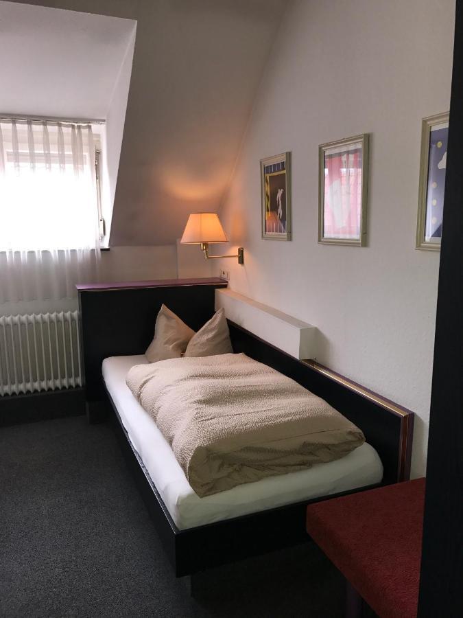 Hotel-Landgasthof Gruener Baum - Dittigheim Tauberbischofsheim Esterno foto