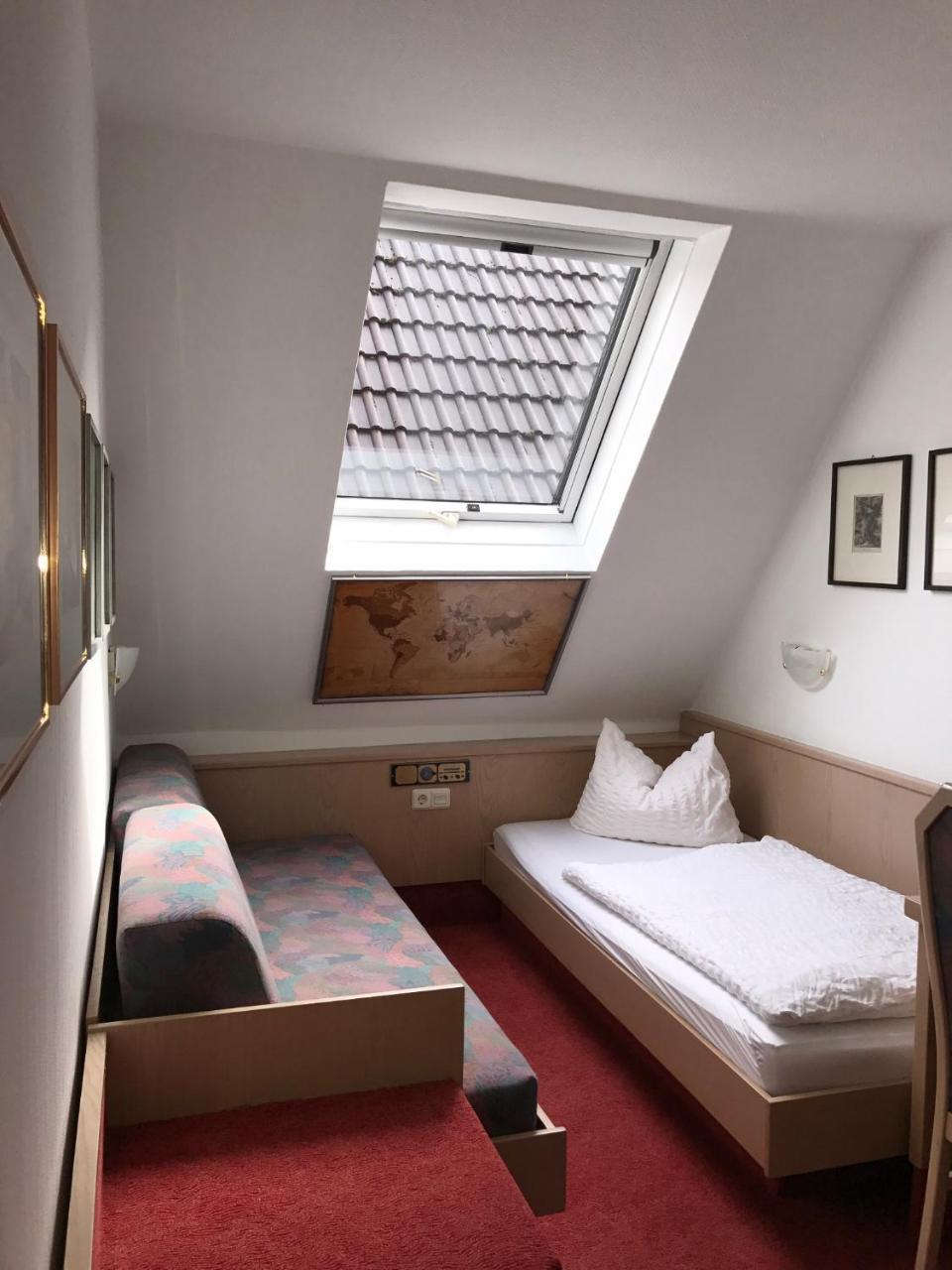 Hotel-Landgasthof Gruener Baum - Dittigheim Tauberbischofsheim Esterno foto